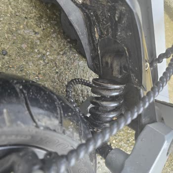 Onvo Rx5 Scooter Ön Amortisör Koptu: Güvenlik Riski Ve Maddi Zarar