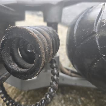 Onvo Rx5 Scooter Ön Amortisör Koptu: Güvenlik Riski Ve Maddi Zarar