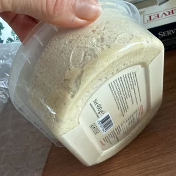 Tahin Helvası Sızdırdığı İçin Deforme Gelen Siparişin İadesi Talebi