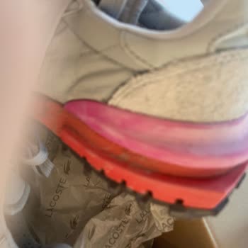 Ayakkabının Renk Değişimi Ve Tüketimleri İçin İnceleme Talebim Reddedildi, İletişim Yok