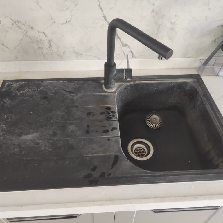 Schock Evyesinde Sürekli Leke Ve Kir Sorunu, Garanti Kapsamında Değişim Talebi