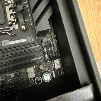 Pazarama'dan Hasarlı Asus Anakart Teslimi Ve İade Talebinin Haksız Reddi