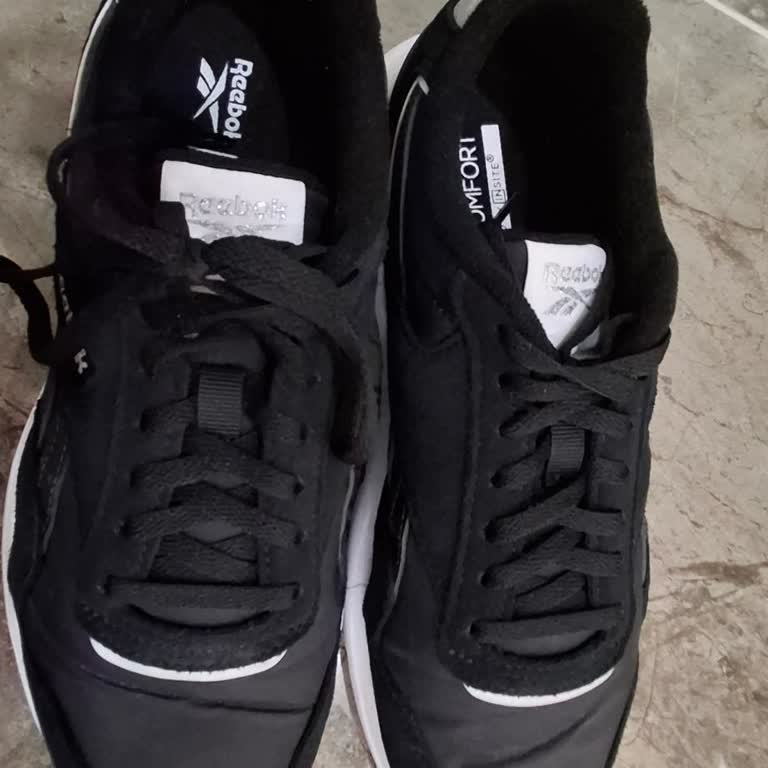 Reebok Ayakkabısı Tek Kullanımda Deforme Oldu, İade İstiyorum