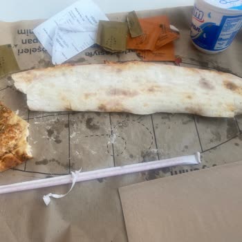 Florlu Ekmek Ve Tavukta Kalite Ve Hijyen Sorunları Nedeniyle İade Talebi