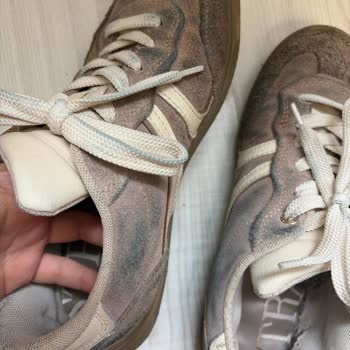 Satın Aldığım Pantolonun Boyası Ayakkabımı Boyadı, Telafi Talep Ediyorum