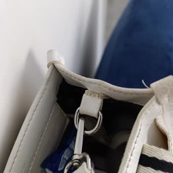 Tamer Tanca Çantamda Dikiş Atması Ve Renk Solması Nedeniyle Değişim Veya İade Talebi