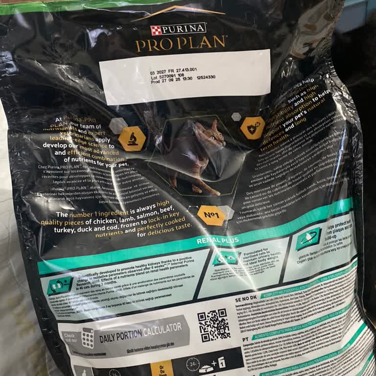 Hepsiburada Kedi Maması Satışı ve Kedimin Hastalanması