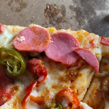 İstemediğim Jambonlu Pizza Ve Tekrarlanan Müşteri Görmezden Gelme Sorunu