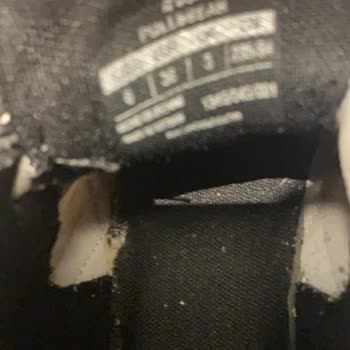 Ayakkabının Erken Yıpranması Ve Fiş Olmadan Değişim Talebi