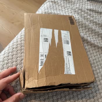 Teslimat Sorunu: Kırık Kutu, Eksik Ürün Ve Cevapsız Müşteri Hizmeti