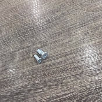 Eksik Özel Vidalar Nedeniyle Hemnes Divan Kurulamıyor, IKEA Çözüm Sunamıyor