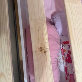 Hemnes Divan Parçası Kırıldı, Müşteri Hizmetlerine Ulaşılamıyor