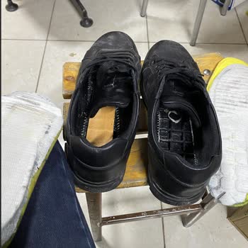 Dockers Ayakkabısındaki Üretim Hatası Ve Çiftler Arasındaki Belirgin Fark