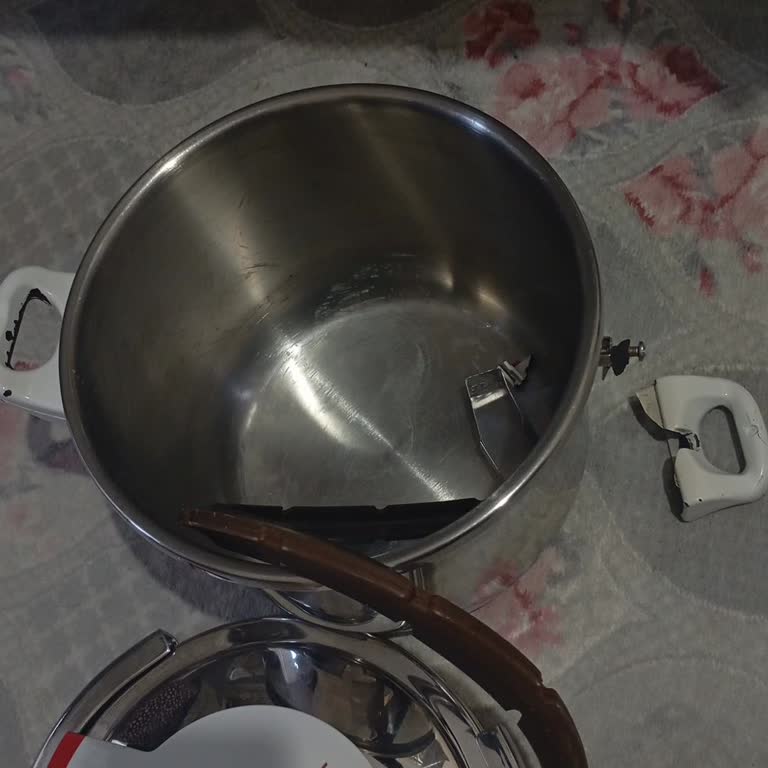 Karaca Düdüklü Tencere Kapak Sorunu İçin Parça Değişimi Yapılmadan Geri Gönderildi