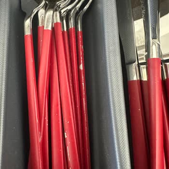 Mikasa Moor Çatal Bıçak Kaşık Setinde Kabuk Kabuk Soyulma Ve Çözüm Talebi