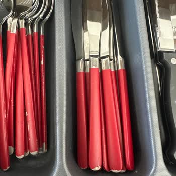 Mikasa Moor Çatal Bıçak Kaşık Setinde Kabuk Kabuk Soyulma Ve Çözüm Talebi