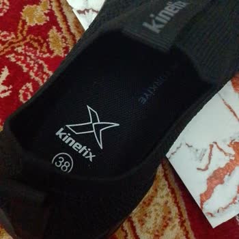 Hatalı Dikişli Ayakkabı İçin Fiziksel İnceleme Ve Değişim Talebi