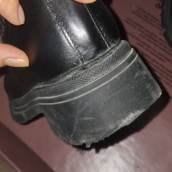 Kısa Sürede Ayıplı Deri Bot Ve Ceket, Yetersiz Garanti Ve Müşteri Desteği