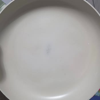 Berghoff Tava Orta Bölümde Deforme Oldu, Garanti Kapsamında İade Veya Değişim İstiyorum