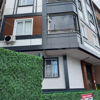 İzinsiz İnternet Kutusu Montajı Ve Bina Dış Cephe Hasarı