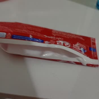 Yeni Alınan Colgate Optic White Diş Macunu Tüpü Patladı