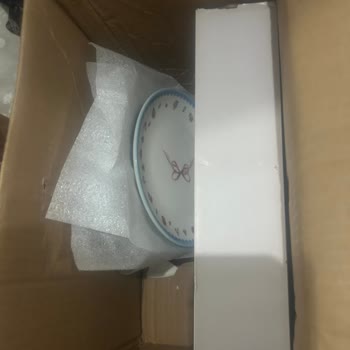 Kırık Tabaklar Ve Yetersiz Paketleme Nedeniyle Hızlı Değişim Talebi