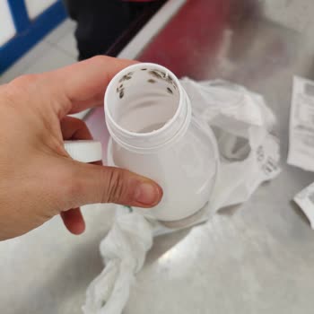 Yörsan Bozuk Ayran İçin İade Reddi ve Müşteriyi Suçlayan BİM Şubesi