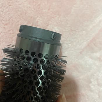 Servis Sonrası Çizikli Dyson Airwrap Ve Sorumluluk Reddi