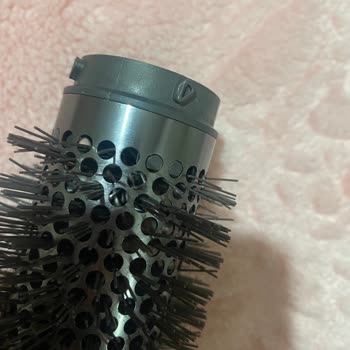 Servis Sonrası Çizikli Dyson Airwrap Ve Sorumluluk Reddi