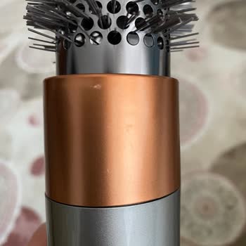 Servis Sonrası Çizikli Dyson Airwrap Ve Sorumluluk Reddi