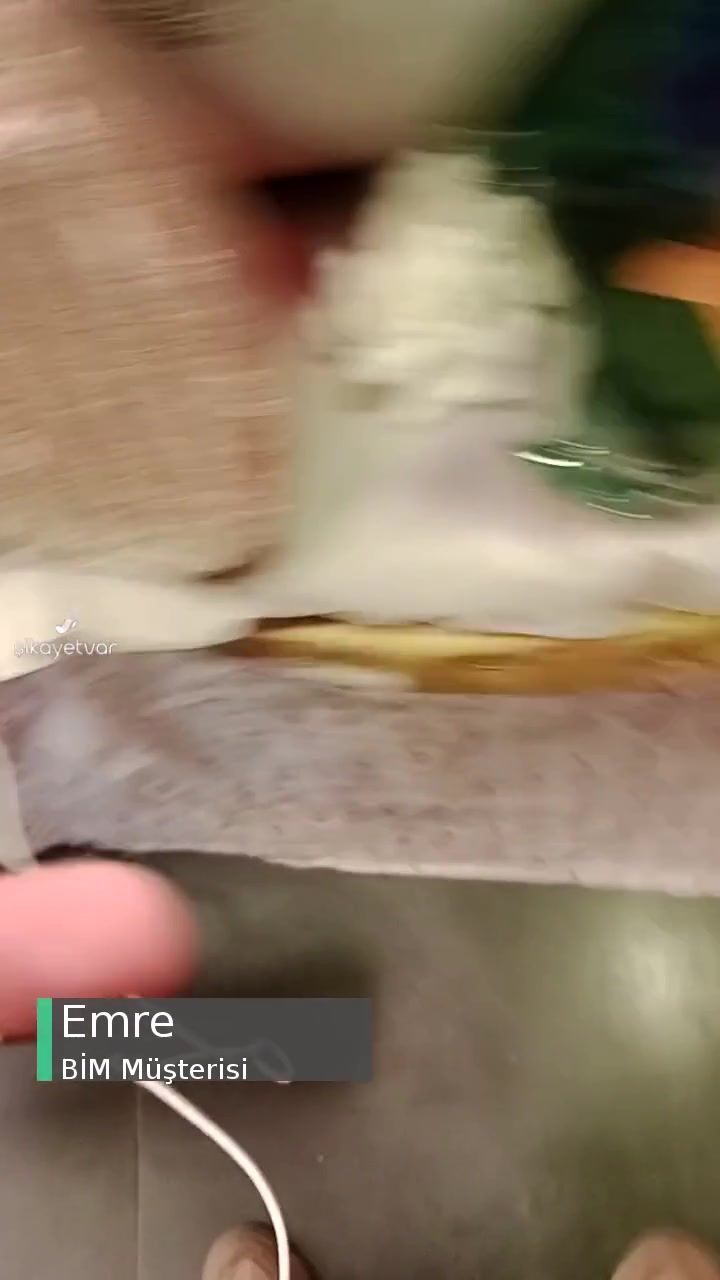 BİM Ürünün İçinden Tüy İp Çıktı videonun kapak resmi