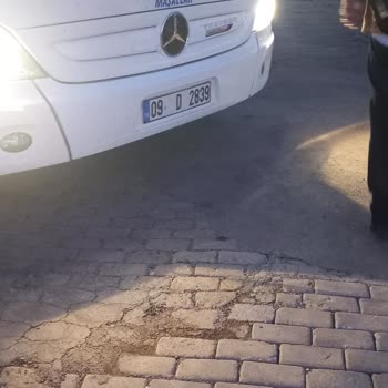 Didim Seyahat Otobüsünde Kirli Koltuk Ve Temizlik İhmali