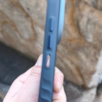 Telefon Kılıfı Hemen Kırıldı, Satıcı Sorumluluğu Reddetti Ve İade İstiyorum