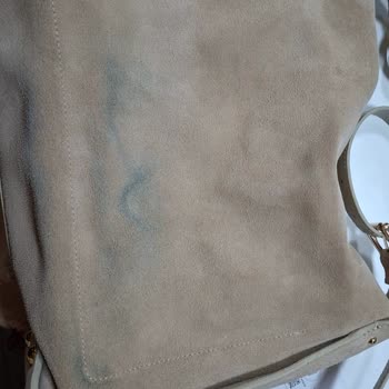 Tek Kullanımda Renk Bozulması Yaşayan Çanta İçin Kullanıcı Hatası İddiasına Karşı Değişim Talebi