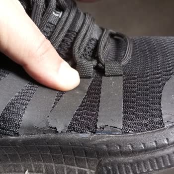 Slazenger Ayakkabısının Üç Gün İçinde Çatlaması Ve Değişim Talebi