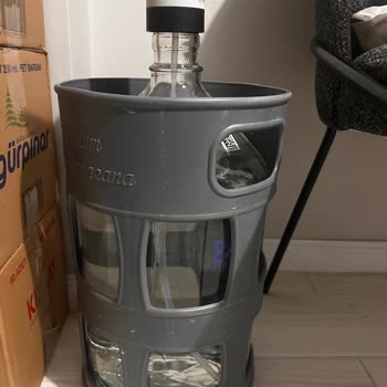 Erikli Cam Damacana Suyunda Kireç Birikmesi Ve Güven Sorunu