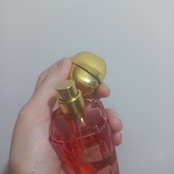 Rossmann'da Aldığım Parfümün Koku Kalıcılığı Ve Kapak Kalitesinde Yanıltıcı Durum