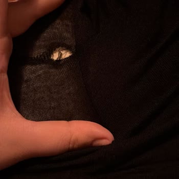 Büyük Beden Gönderimi Ve Faturasız Satışa Karşı İade Reddi Ve Üretim Hatası İddiası