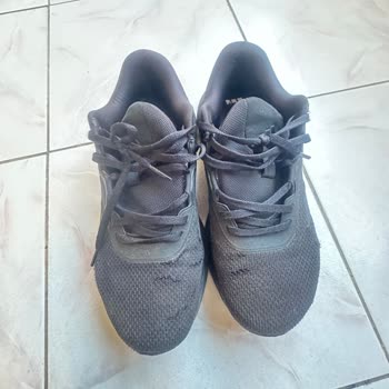 Amazon, Tüketici Hakem Heyeti Kararını İhmâl Ederek Ayıplı Adidas Ayakkabıyı Değiştirmiyor