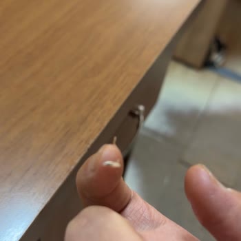 Şok Market'te Satılan Ton Balığının İçinde Canlı Kurt