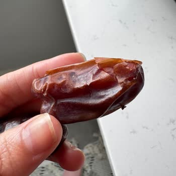 File Market’te Aldığım Hurma Bayat Ve Kuru Çıktı