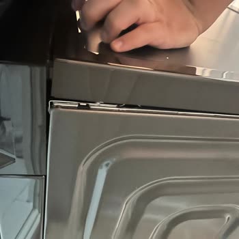 Teknosa Kırık Çamaşır Makinesi Teslimi İçin Acil Ürün Değişimi Talebi