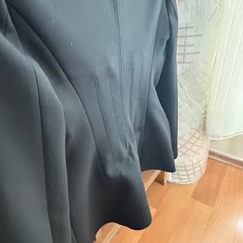 Korupark AVM'de Satın Alınan Ceket Potluk Sorunu Ve Değişim Talebi
