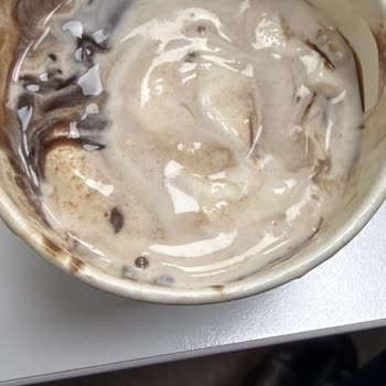 Tıkla Gelsin Üzerinden Siparişlerde Erimiş Dondurma Ve Soğuk Hamburger İçin Tam İade Talebi