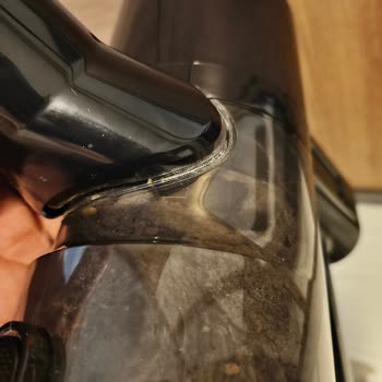 Sinbo Şarjlı Dikey Süpürge Kısa Pil Ömrü Ve Kırılan Parçalar