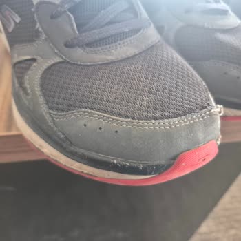 Üç Ayda Deforme Olan Skechers Ayakkabısı İçin Değişim Ve İade Talebi