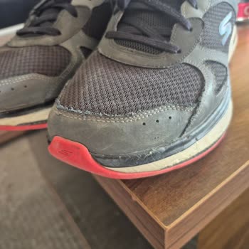 Üç Ayda Deforme Olan Skechers Ayakkabısı İçin Değişim Ve İade Talebi