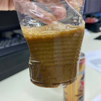 Nescafe Xpress Latte’da Bozulmuş Tat Ve Yabancı Madde Nedeniyle Mide Bulantısı Ve Kusma