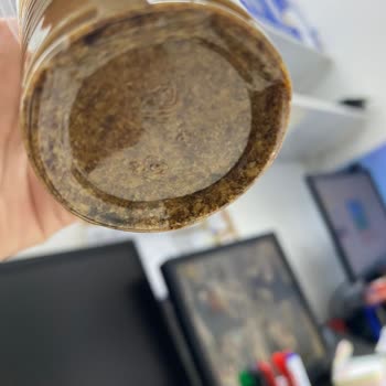 Nescafe Xpress Latte’da Bozulmuş Tat Ve Yabancı Madde Nedeniyle Mide Bulantısı Ve Kusma