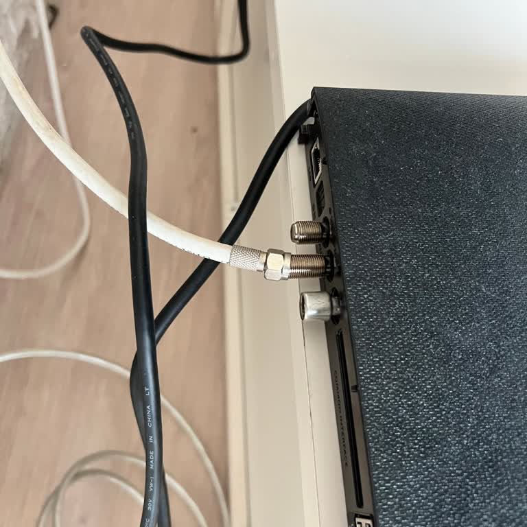 Yanlış Bilgilendirme Ve Montaj Hatası Nedeniyle Samsung 83 İnç TV’de Güvenlik Riski Ve Hasar